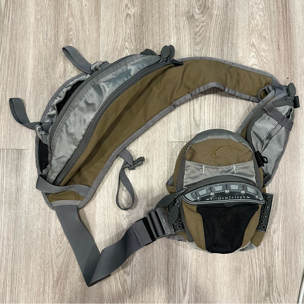 William Joseph Creel Fly Fishing Shoulder Sling Bag Heavy Duty Used Green Grey